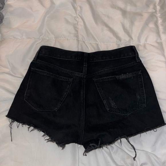 AGOLDE Black Parker Cut off Short - Picture 2 of 3